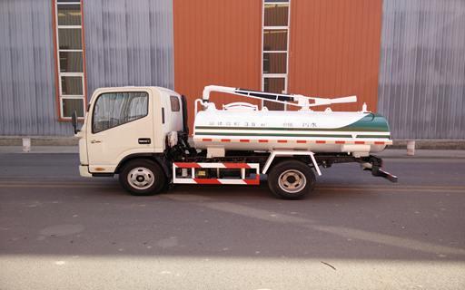 5060GXE5 吸粪车