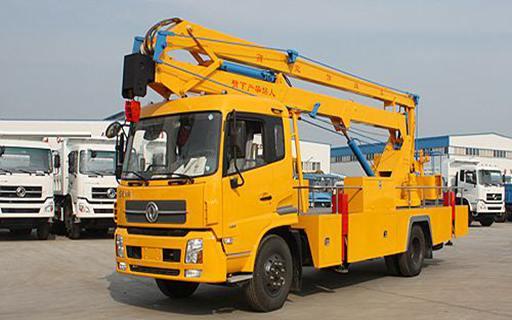 高空作业车