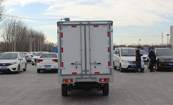 2.2T纯电动厢式运输车1