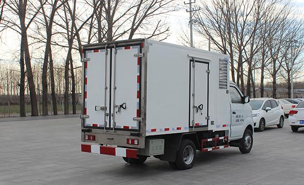 4.0T纯电动冷藏车 2